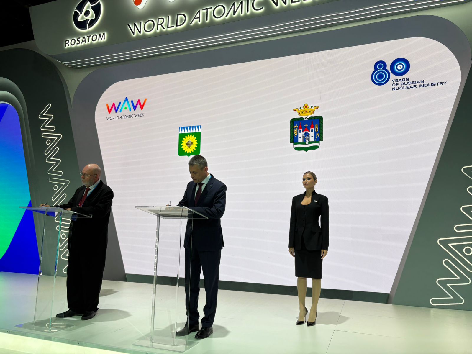 Russia’s Zarechny and Hungary’s Dunaföldvár Agree to Develop Cooperation