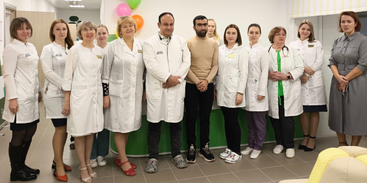 В г. Полярные Зори при поддержке Кольской АЭС открылась обновлённая регистратура детской поликлиники МСЧ №118