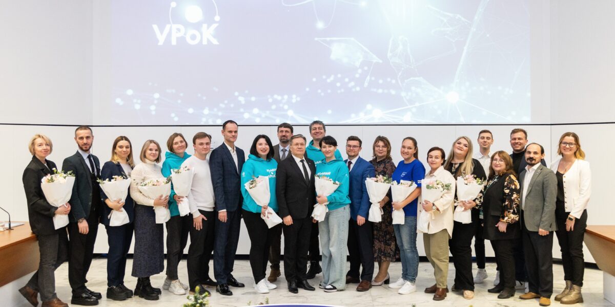 Педагог из Санкт-Петербурга одержал победу в конкурсе «Атомный урок»