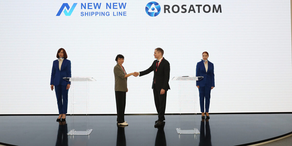 Rosatom signed an agreement with a Chinese company to organize year-round international transportation along the Northern Sea Route