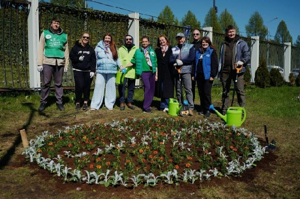 Работники предприятий «Росатома» приняли участие в открытии XIII Всероссийского экологического субботника «Зелёная весна – 2026»
