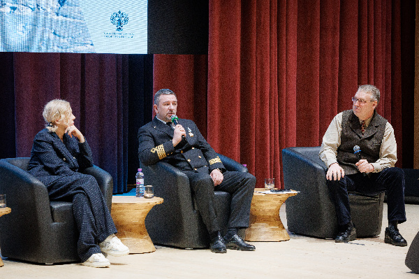 Капитаны ФГУП «Атомфлот» приняли участие в просветительском проекте Третьяковской галереи и музея «Атом»