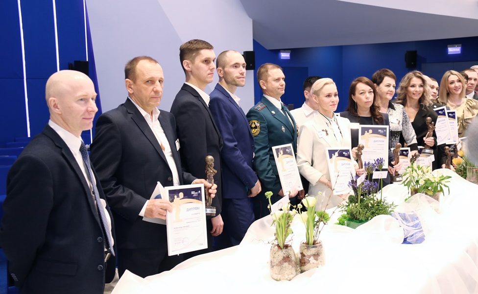 Глава Росатома Алексей Лихачев вручил награды «новым созидателям» — активным жителям атомных городов и сотрудникам атомных предприятий