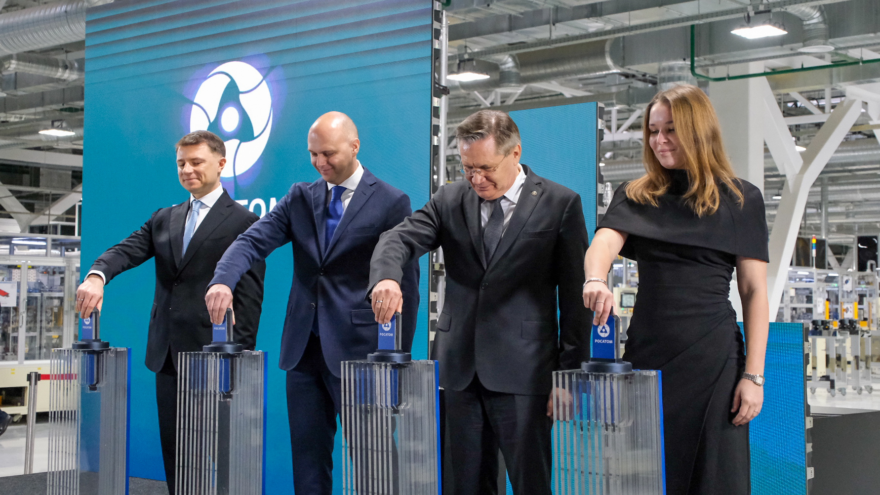 «Росатом» запустил первую в России «гигафабрику» литийионных накопителей энергии
