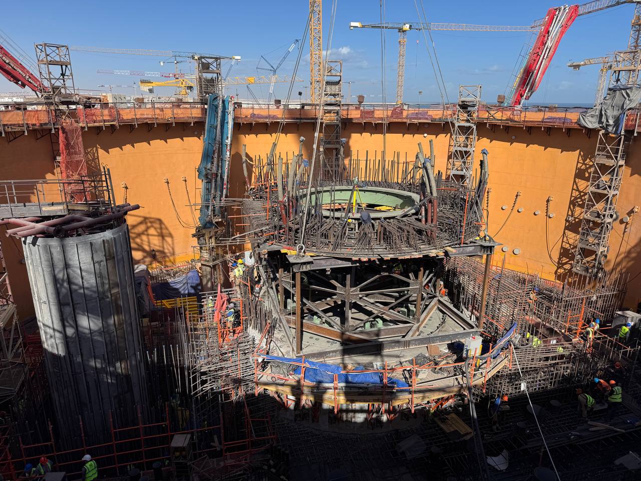 Thrust truss has been installed at El-Dabaa NPP Unit 1 in Egypt