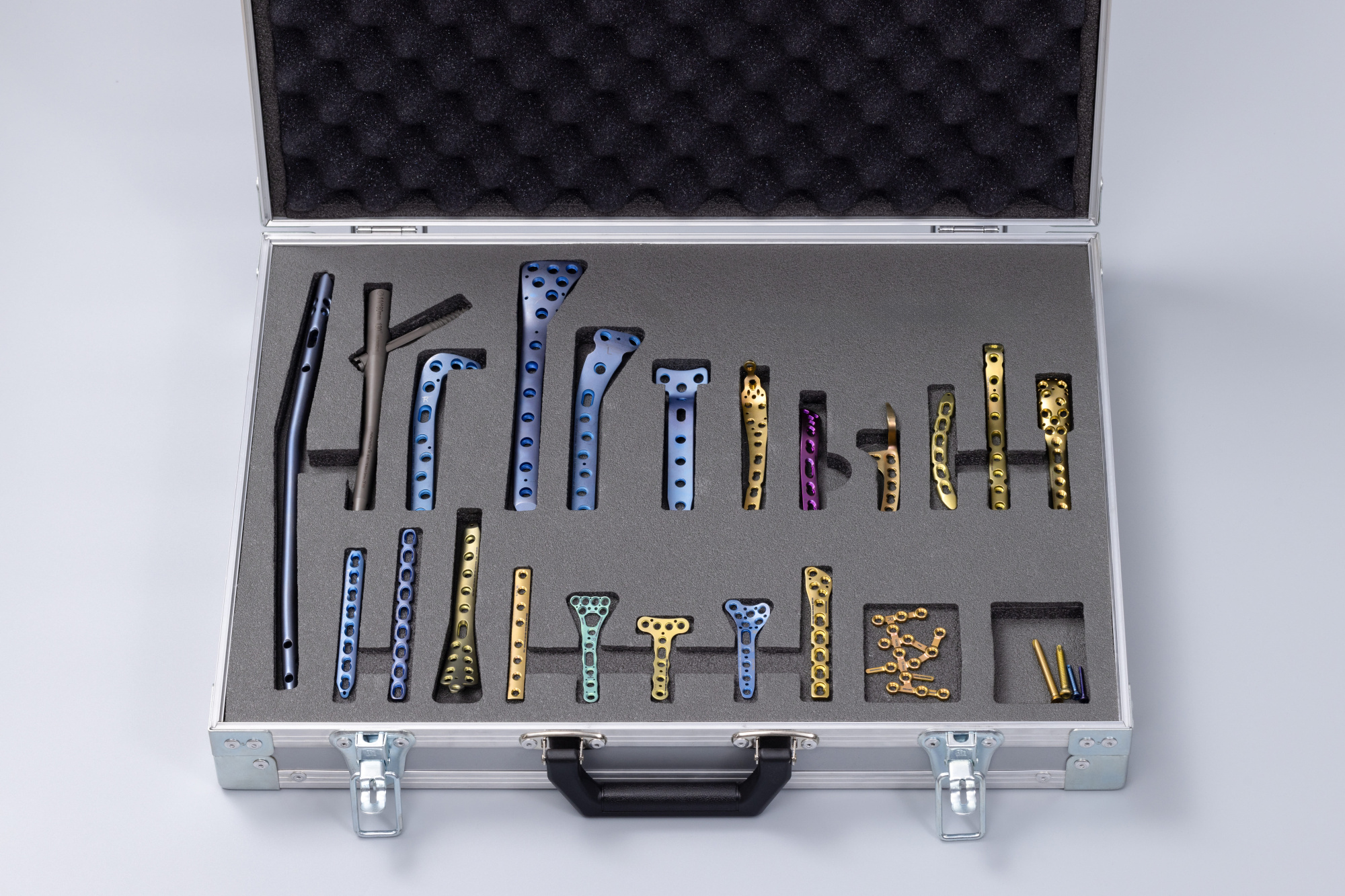  «Росатом» впервые организовал обучение медиков современному остеосинтезу с применением отечественных имплантатов