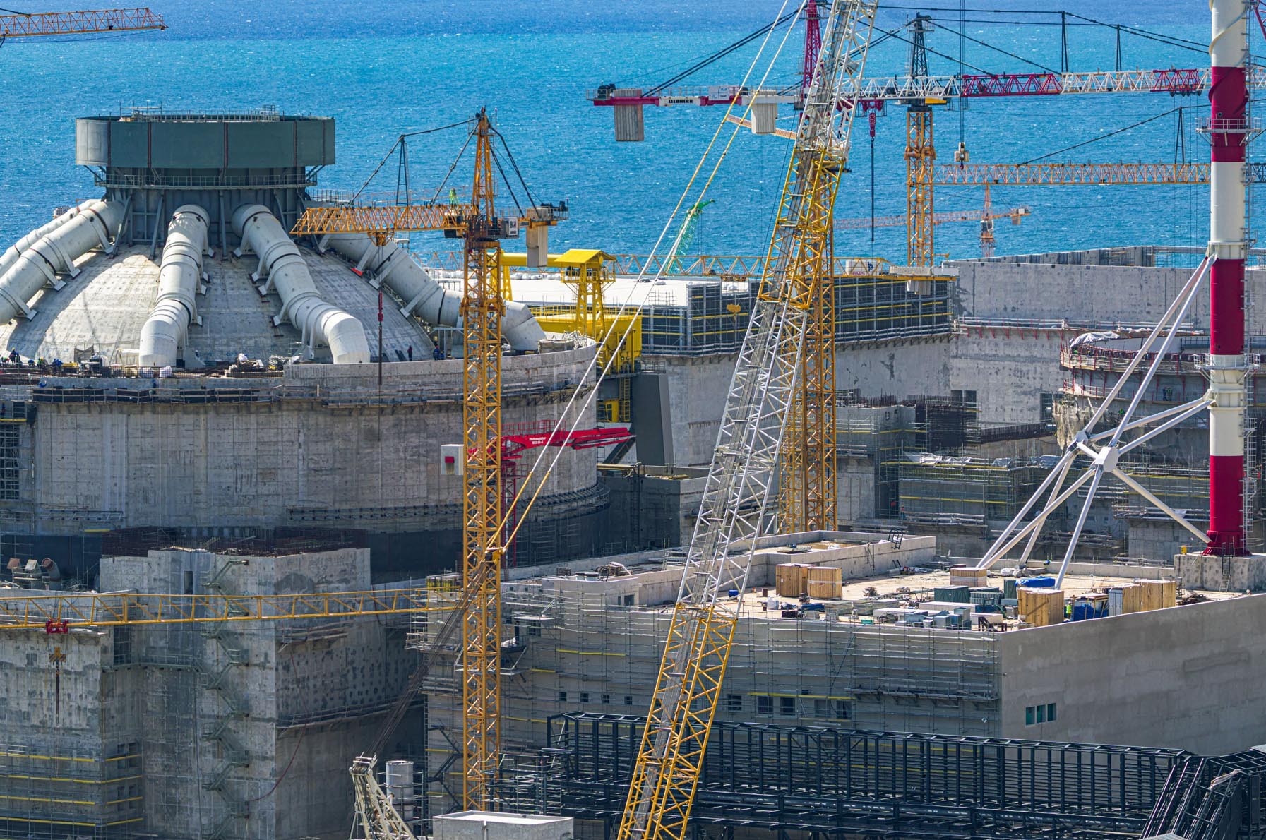 Фото: На блоке № 1 АЭС «Аккую» (Турция) завершена установка системы пассивного отвода тепла