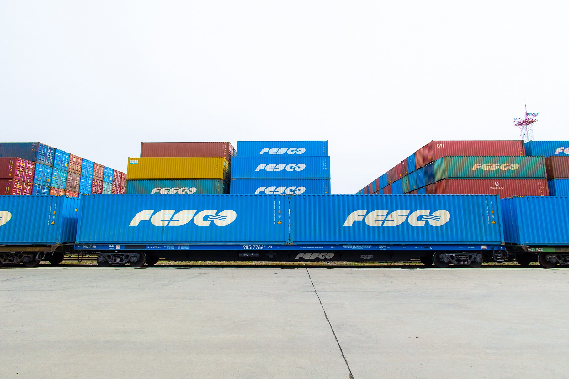 FESCO отправила первый контейнерный поезд из Владивостока в Нижнекамск