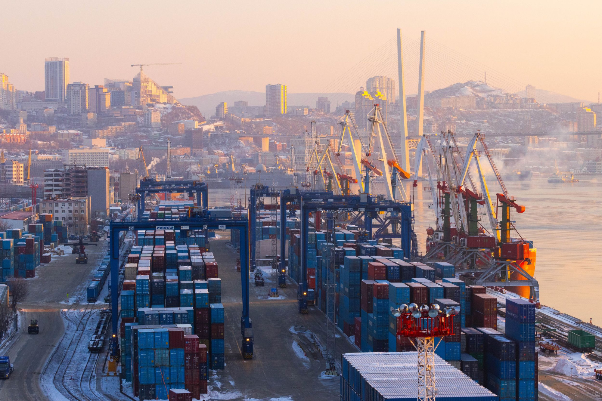 ВМТП сохранил лидерство по контейнерообороту в России по итогам 2025 года