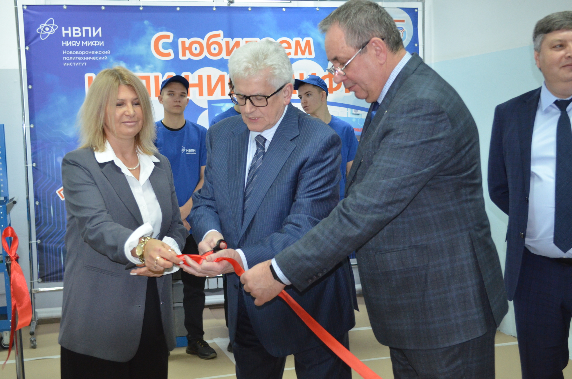 При поддержке «Росатома» в Нововоронежском политехническом институте открылось новое направление подготовки токарей и фрезеровщиков 