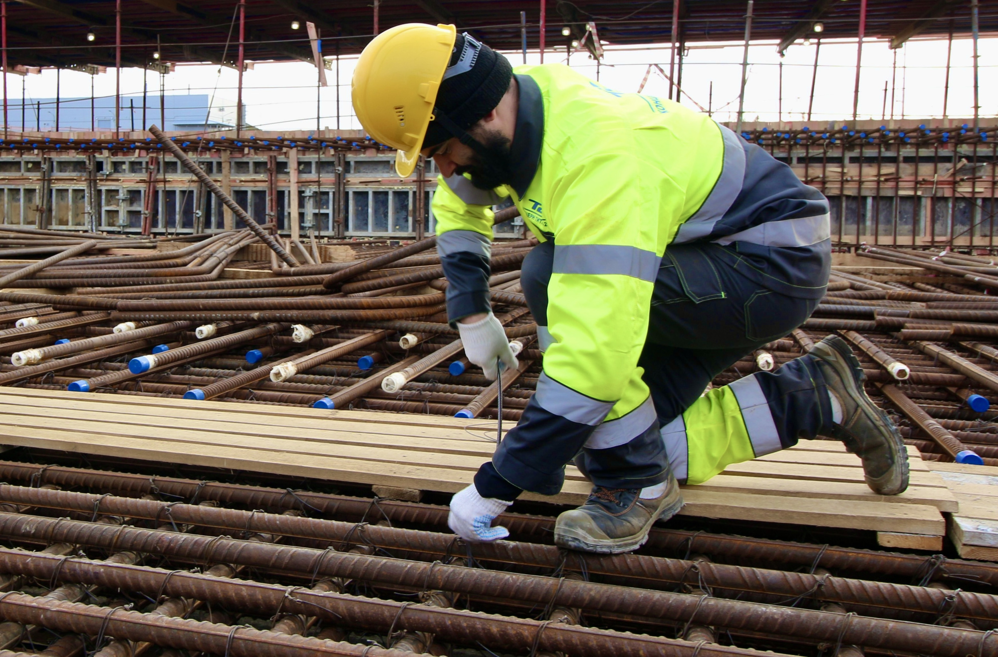 На Ленинградской АЭС стартовало армирование фундамента здания турбины энергоблока № 3 ВВЭР-1200 