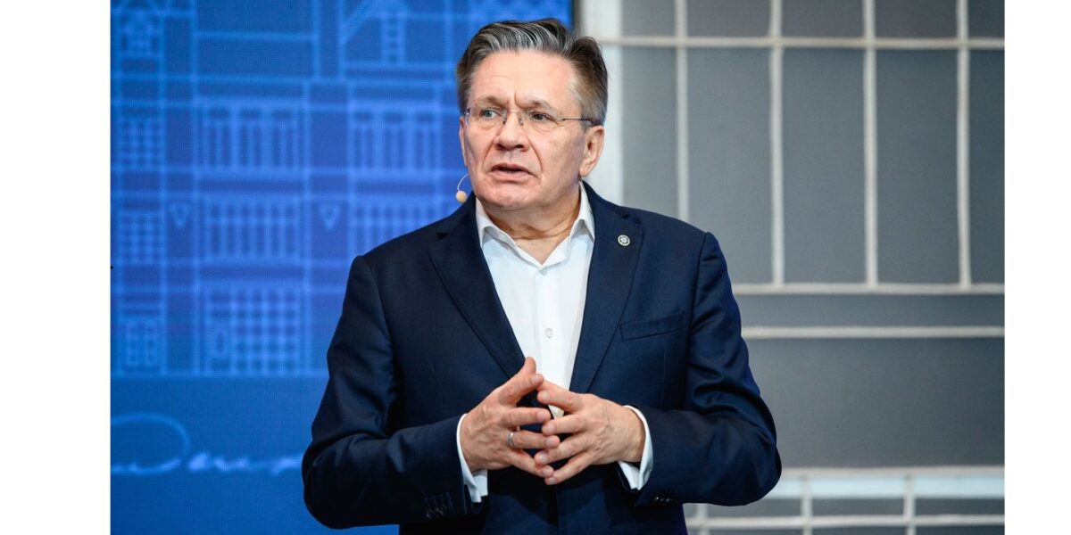Глава «Росатома» Алексей Лихачев выступит с лекцией «Наука ради мира: Великая Отечественная война и советский “атомный проект”»