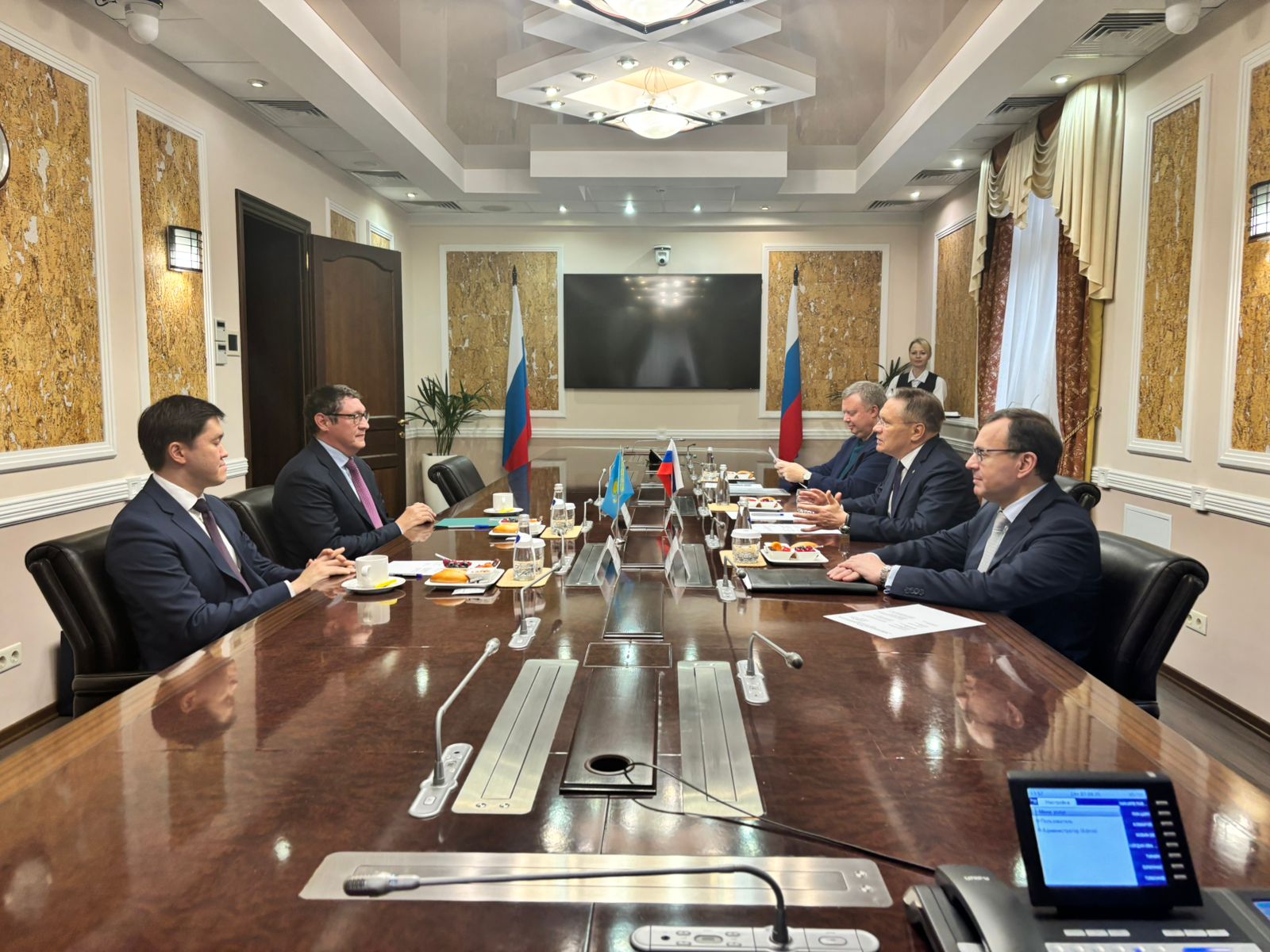 Alexey Likhachev, Head of ROSATOM, held negotiations with Almasadam Sätqaliev, Chairman of the Nuclear Energy Agency of Kazakhstan
