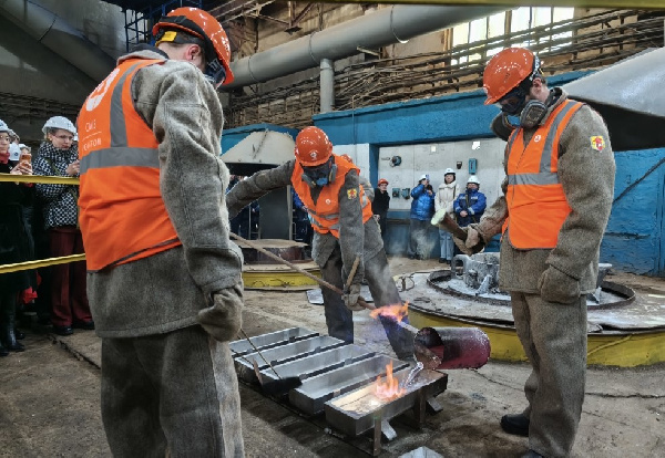 Юбилейная плавка магния прошла на Соликамском магниевом заводе