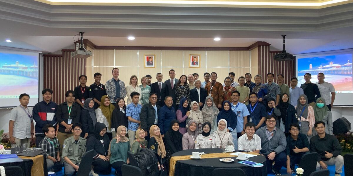 Rosatom presented new energy solutions for the nuclear industry in Indonesia
