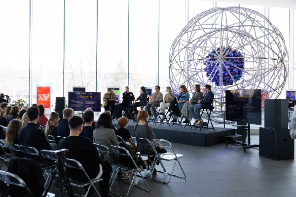 В музее «Атом» при поддержке «Росатома» прошел Международный форум ИИ-кинематографа «Генератор»