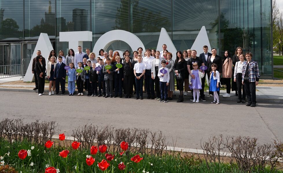 В Москве наградили победителей всероссийского конкурса научно-популярного детского видео «Знаешь? Научи!»