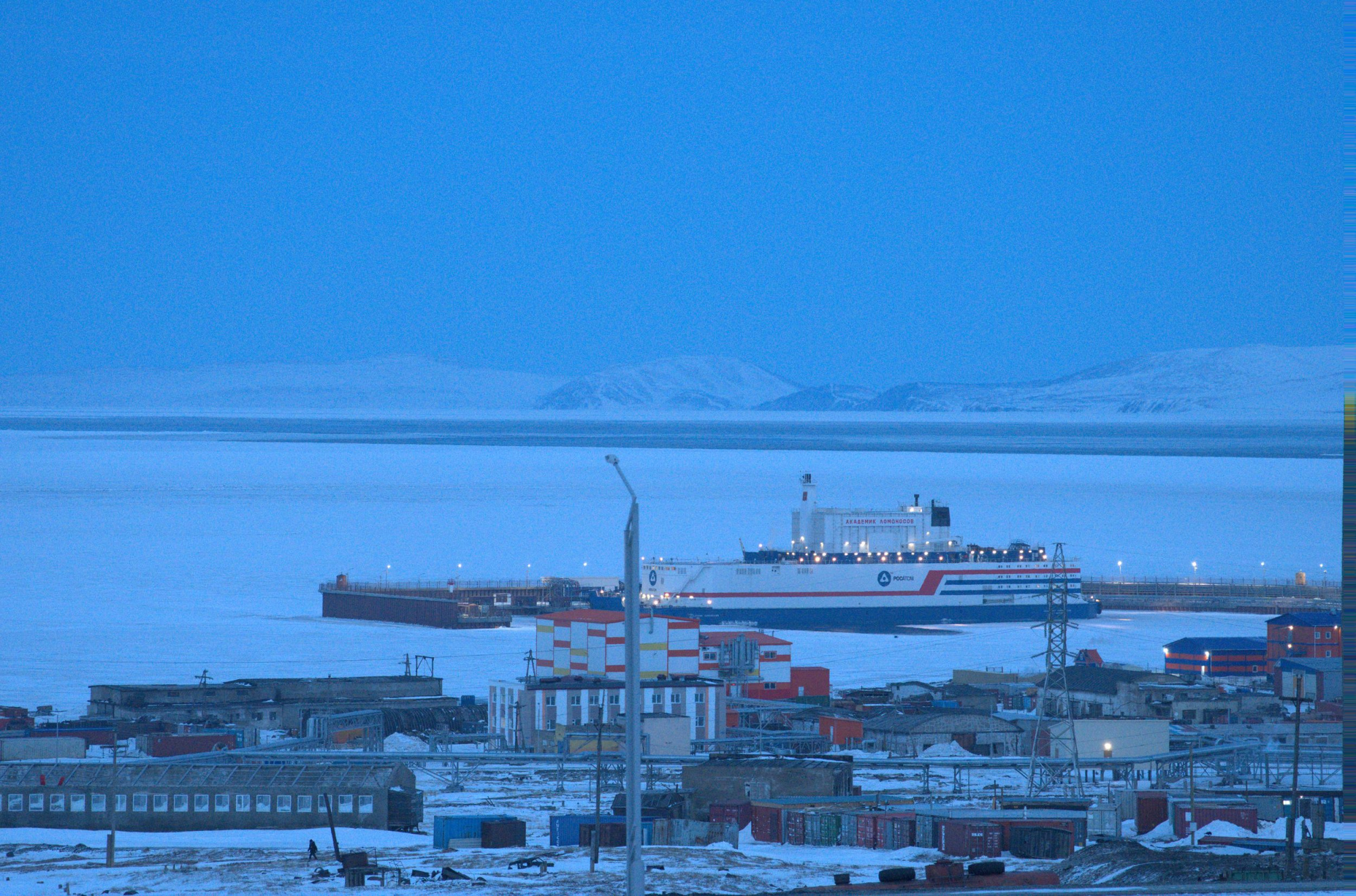 Фото: Певек (Чукотский АО). Энергоблок «Академик Ломоносов»