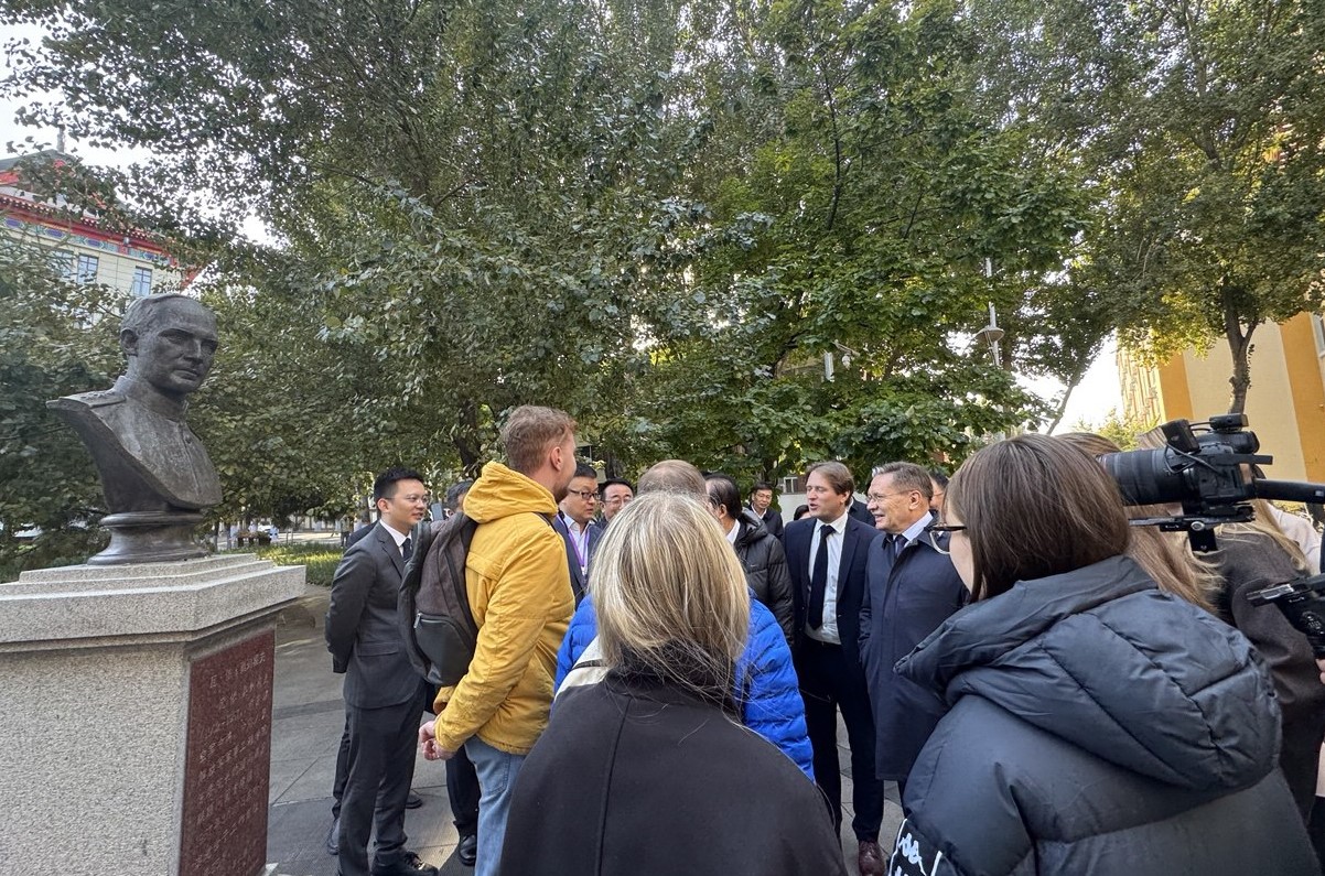 Глава «Росатома» Алексей Лихачев посетил Харбинский инженерный университет