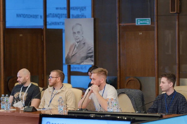 Более половины выпускников научных школ «Росатома» 2025 года получили повышение