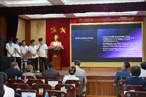 Во Вьетнаме при поддержке «Росатома» прошел первый национальный этап международного студенческого чемпионата «Хакатом» 