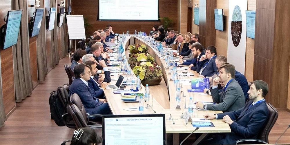 В Росатоме обсудили перспективы развития проекта «Передовые инженерные школы»